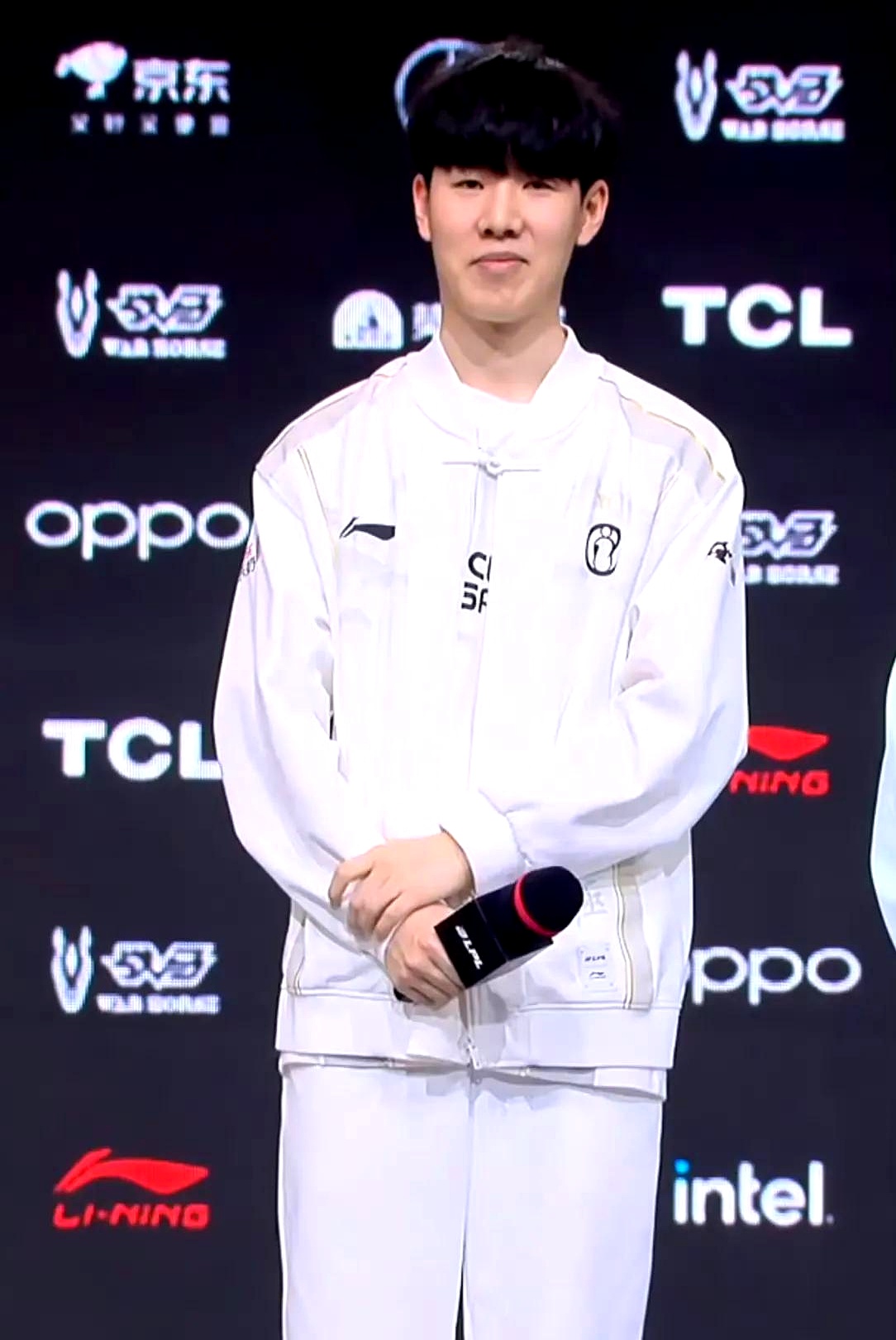 dupreeh 关于 Astralis ： “如果这是真的，那是一个糟糕的决定，特别是当我们有球员因压力和倦怠而请病假的时候。”